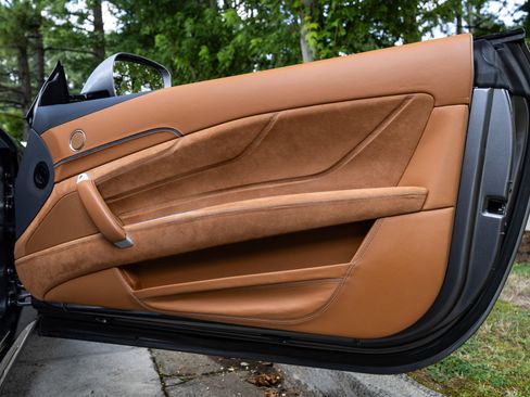 Used 2013 Ferrari FF image 15