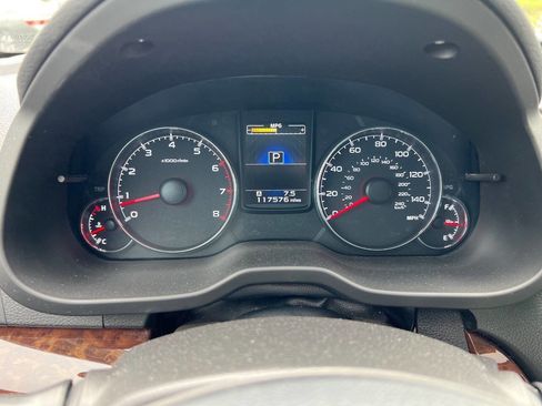 Used 2013 Subaru Legacy 2.5i Limited AWD/4WD image 31