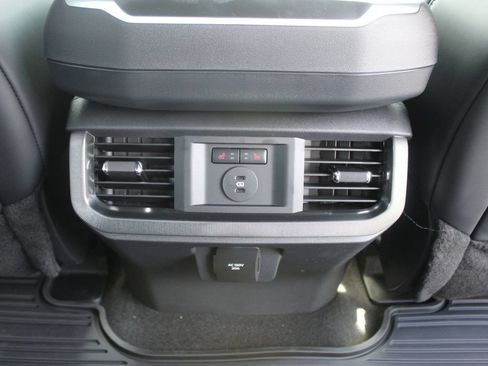 New 2026 Ford F150 Platinum w/ FX4 Off-Road Package AWD/4WD image 15
