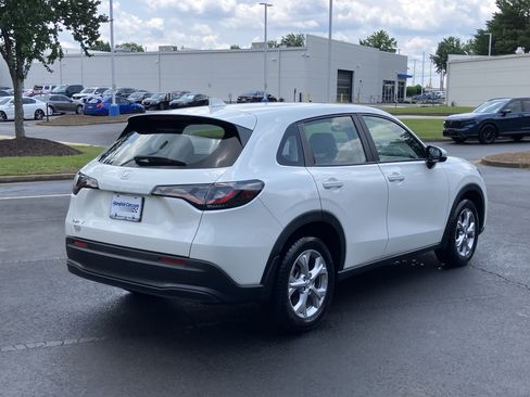 Certified 2024 Honda HR-V LX image 10