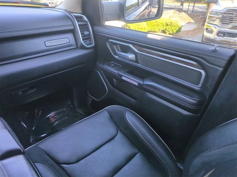 Used 2020 RAM 1500 Laramie w/ Off Road Group image 18