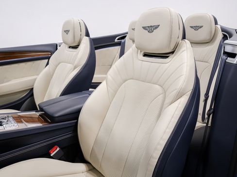 Used 2024 Bentley Continental GT V8 AWD/4WD image 45