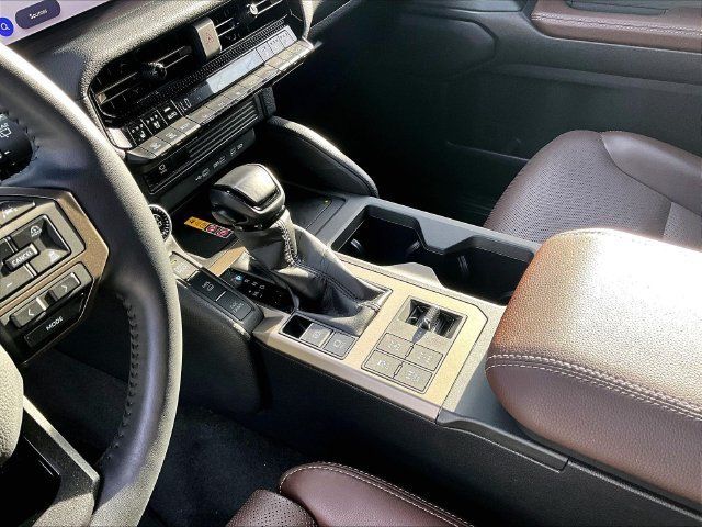 Used 2025 Toyota Land Cruiser w/ Premium Package AWD/4WD image 15