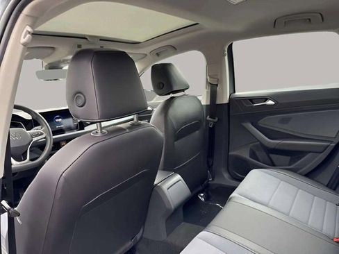 New 2026 Volkswagen Jetta SE image 6