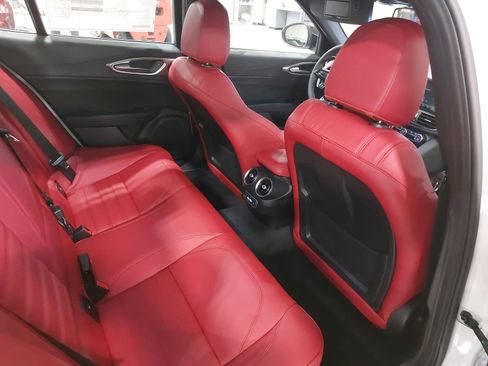 New 2025 Alfa Romeo Giulia w/ Veloce Package AWD image 11