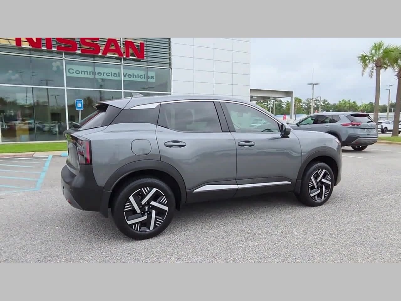 Used 2025 Nissan Kicks SV FWD image 34