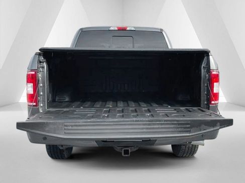 Used 2018 Ford F150 XLT w/ Equipment Group 302A Luxury image 7
