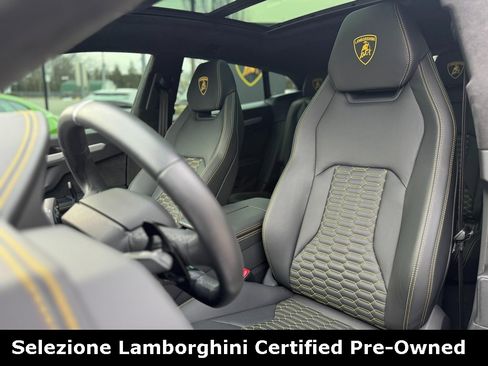 Used 2022 Lamborghini Urus Base image 8
