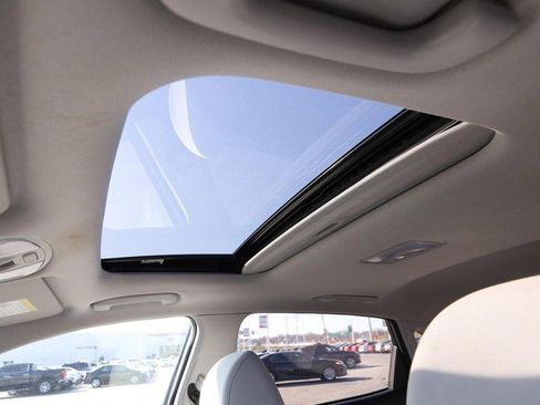 Used 2022 Hyundai Kona SEL w/ Convenience Package image 8