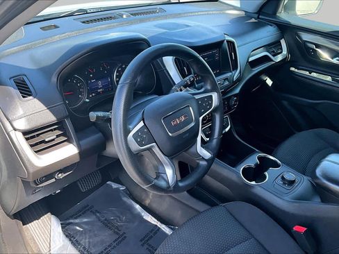 Used 2022 GMC Terrain SLE FWD image 17