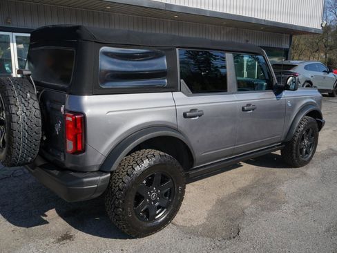 Used 2022 Ford Bronco Black Diamond AWD/4WD image 5