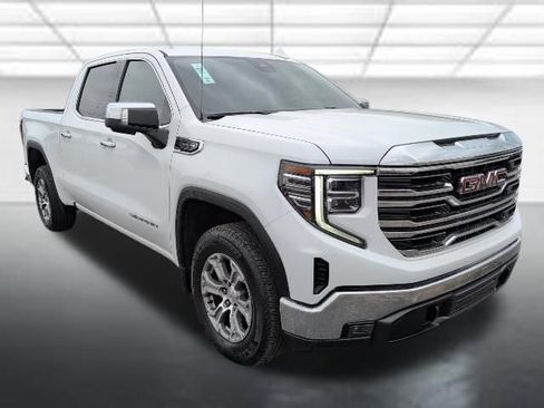 Used 2024 GMC Sierra 1500 SLT RWD image 1