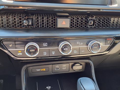 Used 2024 Honda CR-V EX-L image 12