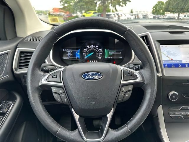 Used 2020 Ford Edge SEL w/ Convenience Package AWD/4WD image 32
