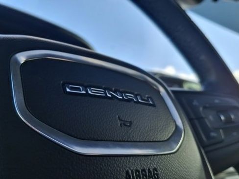 Used 2021 GMC Sierra 2500 Denali w/ Denali Ultimate Package image 25