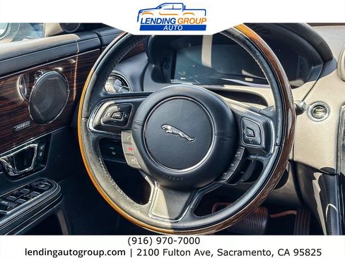 Used 2017 Jaguar XJ L Portfolio RWD image 14