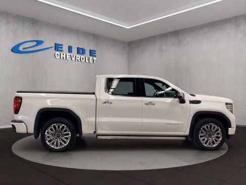 Used 2023 GMC Sierra 1500 Denali Ultimate AWD/4WD image 16