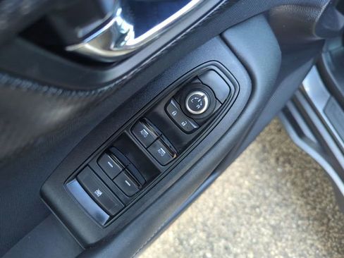Used 2024 Subaru Outback Premium AWD/4WD image 16