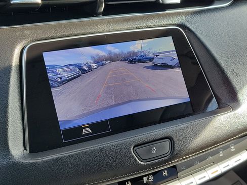 Used 2023 Cadillac XT4 Luxury w/ Cold Weather Package image 15