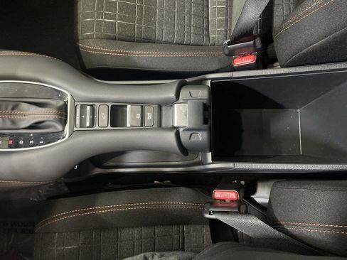 Used 2025 Honda HR-V Sport image 20