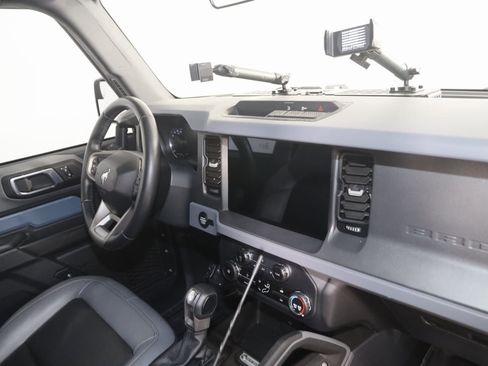 Used 2024 Ford Bronco Big Bend image 37