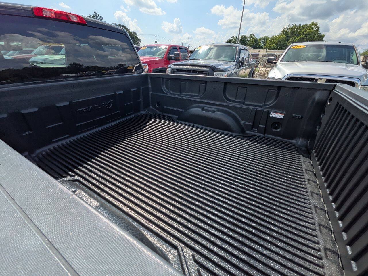 Used 2014 Chevrolet Silverado 1500 W/T w/ Trailering Package AWD/4WD image 9