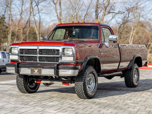 Used 1993 Dodge D/W Truck 250 image 4