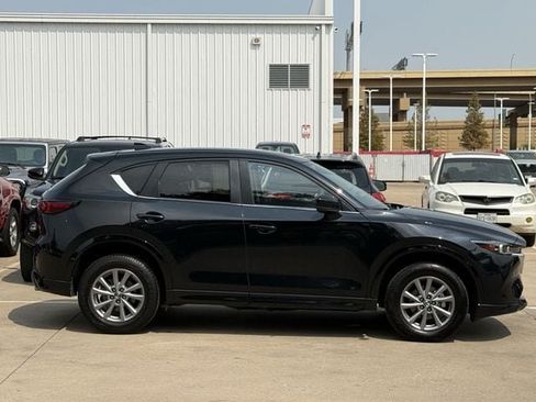 Used 2025 MAZDA CX-5 AWD 2.5 S w/ Select Package image 3