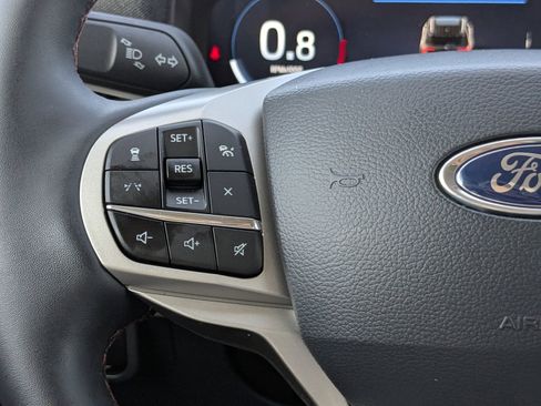 New 2026 Ford Explorer Active w/ Active Comfort Package image 30