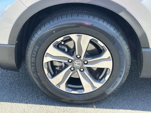 Used 2017 Honda CR-V LX image 25