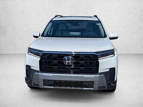 New 2026 Honda Pilot image 2