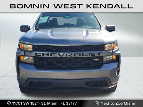 Used 2021 Chevrolet Silverado 1500 Custom image 2