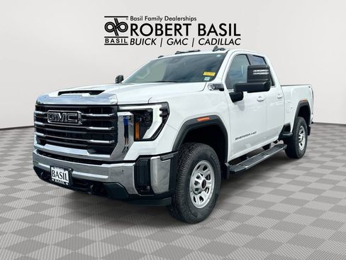 Used 2024 GMC Sierra 2500 SLE AWD/4WD image 1
