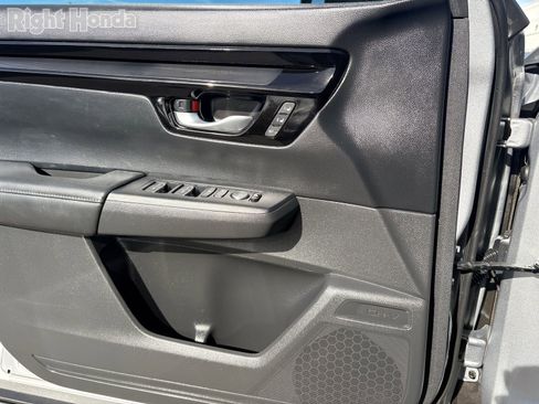 Used 2023 Honda CR-V EX-L image 23