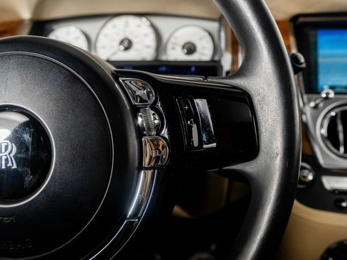 Used 2013 Rolls-Royce Ghost image 44