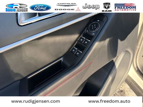 New 2026 Ford Explorer ST-Line w/ ST-Line Street Pack image 11