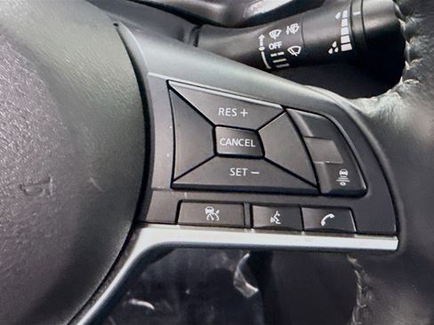 Used 2023 Nissan Sentra SV FWD image 15