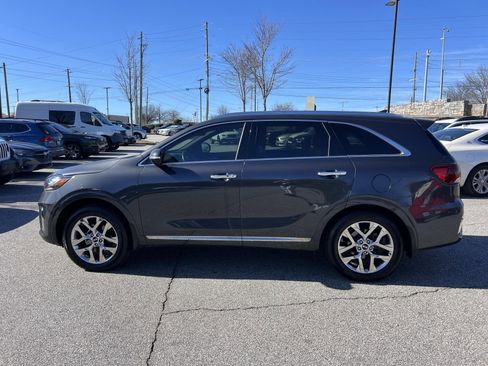 Used 2019 Kia Sorento SX image 4