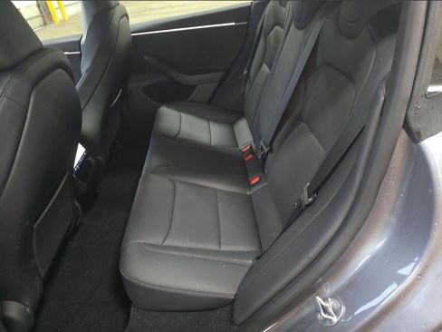 Used 2025 Tesla Model 3 Long Range AWD/4WD image 8