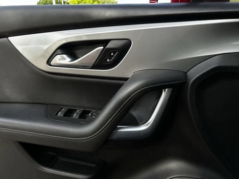 Used 2020 Chevrolet Blazer LT w/ Sound & Technology Package FWD image 25