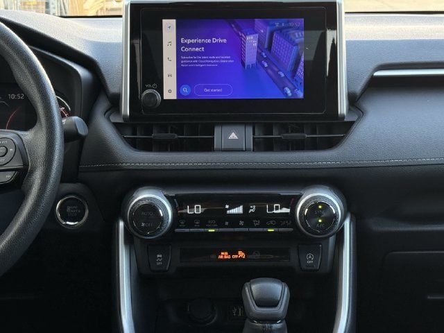 Used 2025 Toyota RAV4 XLE FWD image 17
