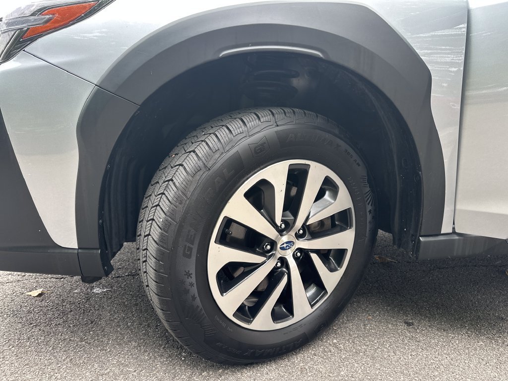 Used 2024 Subaru Outback Premium AWD/4WD image 7