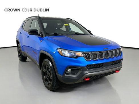 Used 2024 Jeep Compass Trailhawk AWD/4WD image 3