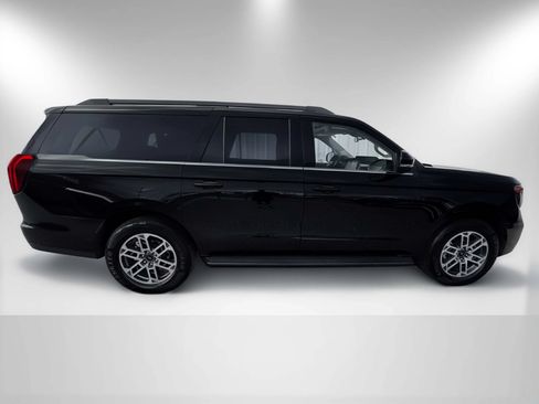 Used 2025 Ford Expedition Max Active RWD image 6