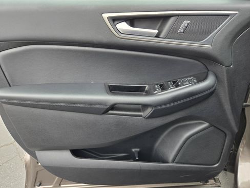 Used 2019 Ford Edge SEL w/ Equipment Group 201A FWD image 19