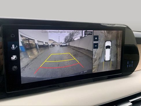 Used 2024 Hyundai Palisade Limited FWD image 45