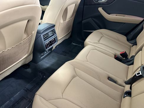 Used 2025 Audi Q8 Premium Plus w/ Premium Plus Package image 11