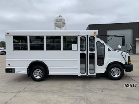 Used 2007 Chevrolet Express 3500 w/ School Bus Package RWD image 5