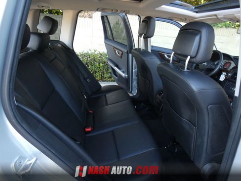 Used 2012 Mercedes-Benz GLK 350 4MATIC image 37