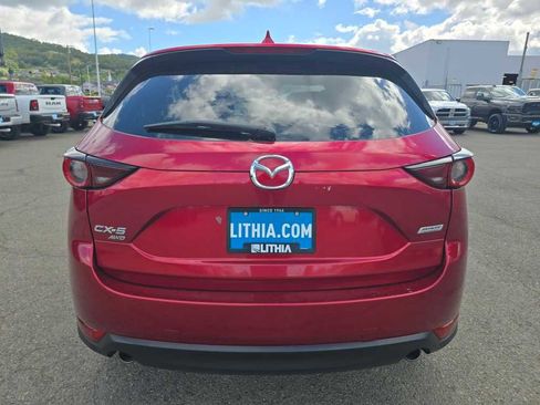 Used 2018 MAZDA CX-5 Touring w/ Preferred Equipment Package AWD/4WD image 4